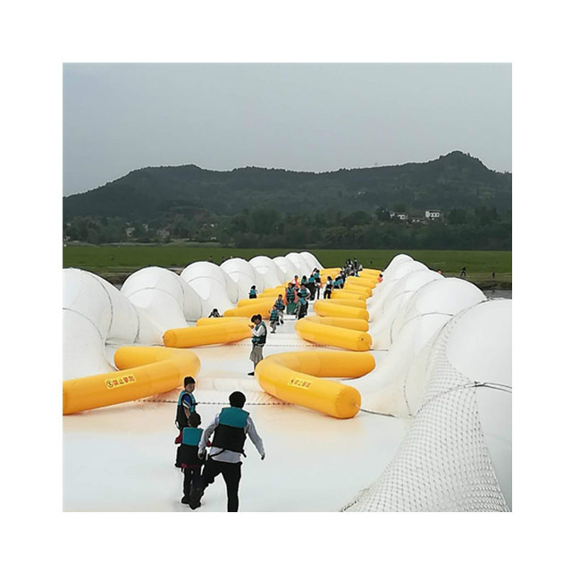 贵州蹦床桥农庄游乐场景区新的项目新款充气蹦床桥制作厂家热门